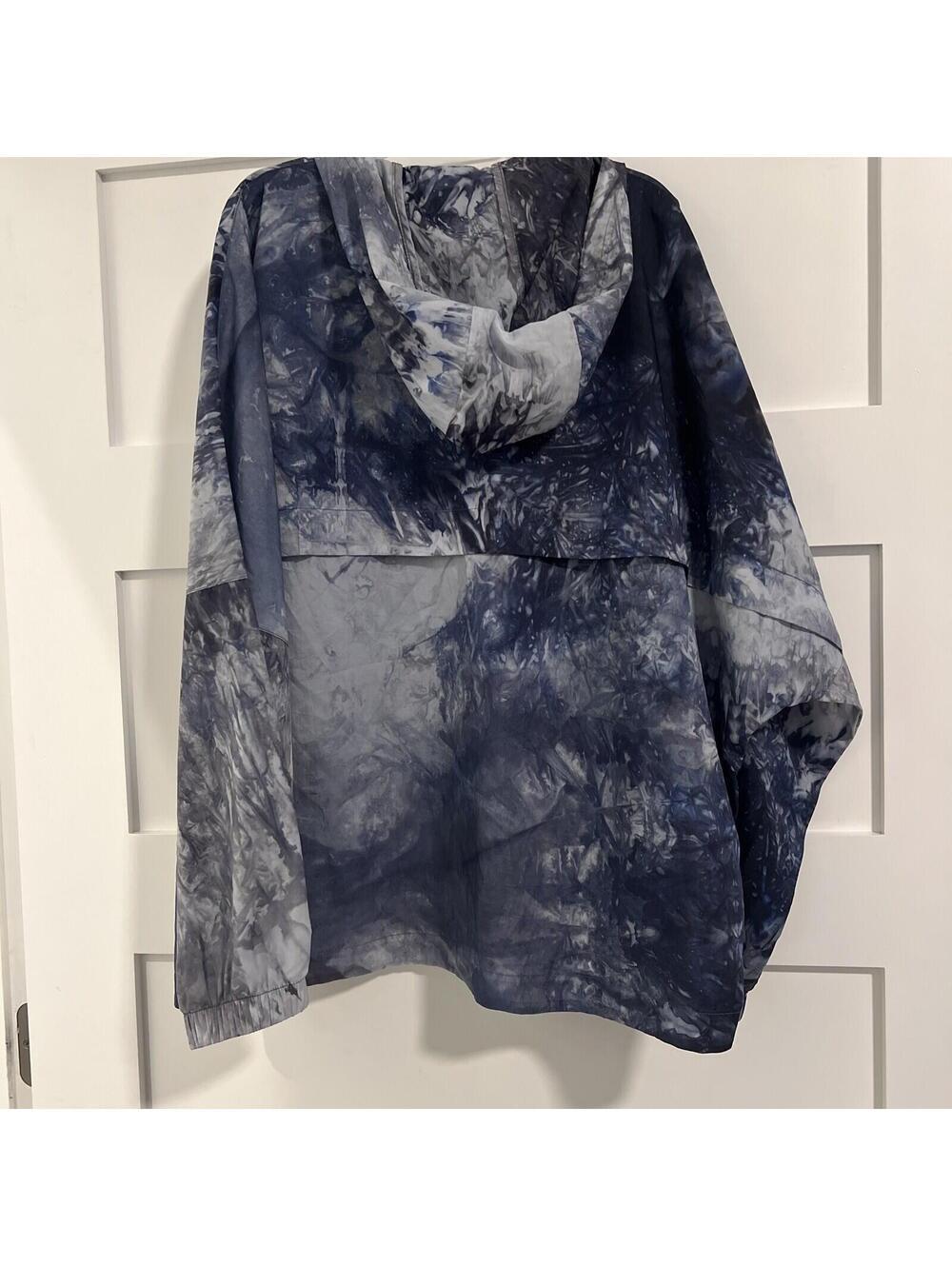 Nike $145 Sportswear Women's Woven Wave Dye Jacket Size Medium NWT DV7936-015 - Picture 10 of 12